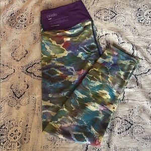Oiselle ikat design Spando Leggings- size S - excellent condition